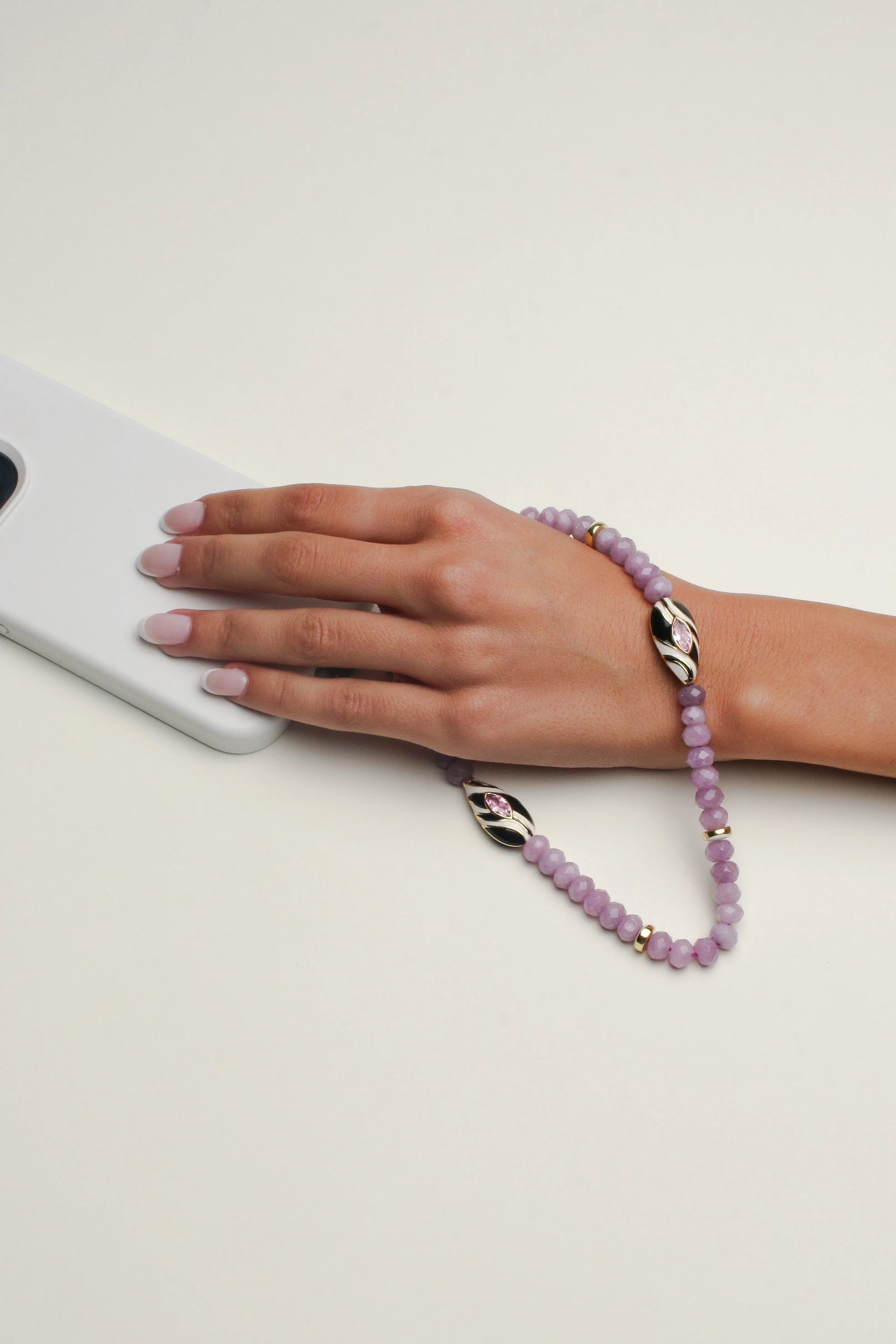 Minou Wristlet - Lavender